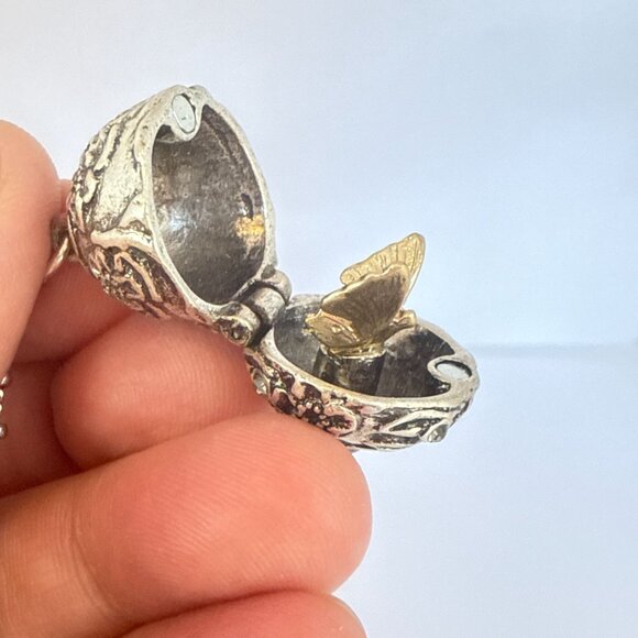 Vintage Silver Amethyst Locket Necklace with Hidden Butterfly Surprise Pendant - Picture 9 of 13